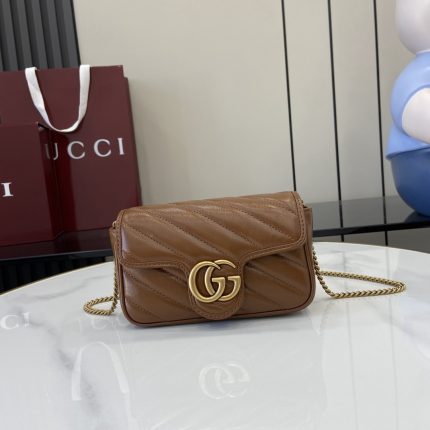 Gucci Marmont Super Mini