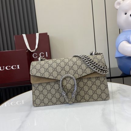 GG Supreme Canvas Crossbody Bag