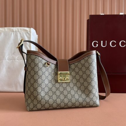Gucci Dlock-small
