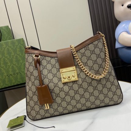 Gucci Dlock GG Medium Shoulder Bag